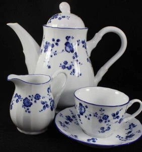 Noritake Elegance in Blau 3 Tassen Kaffeekanne Tasse & Untertasse Set und Milchkännchen - Bild 1 von 12