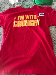 New Snickers Candy Bar "I'M WITH CRUNCHY" T-Shirt Large & Sticker - Picture 1 of 3