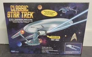 2022 CLASSIC STAR TREK USA Enterprise NCC-1701 ELEKTRONISCH NEU! PLAYMATES SPIELZEUG - Bild 1 von 5