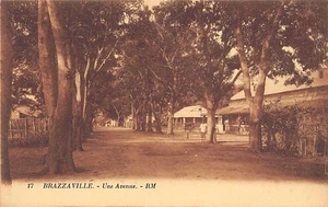Congo - BRAZZAVILLE - An avenue - Publ. RM 17 - - Congo - BRAZZAVILLE - Une aven - Picture 1 of 2