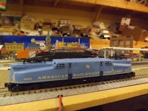 N-Scale Custom Painted "AMERICAS RAILROADS" SCHEME GG-1 # 4902 - Picture 1 of 4