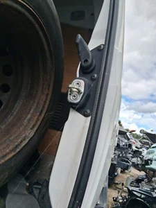 Citroen Berlingo MK2 OSR 2018 lado del conductor trasero derecho mecanismo de bloqueo de puerta - Imagen 1 de 3