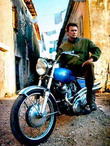 Motocicletta Clint Eastwood on Norton Commando S - Poster fotografico - Foto 1 di 1
