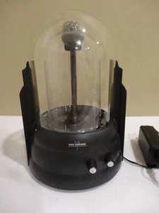 Vintage Lightning Plasma  1988 Static Electric Motion Dome Touch Lamp - Picture 1 of 7