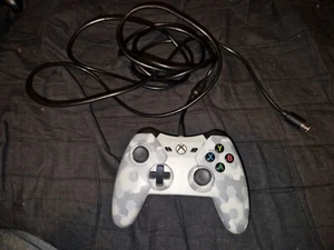 Wired Controller for Microsoft Xbox One by PowerA Hexagonal Camo - Picture 1 of 4