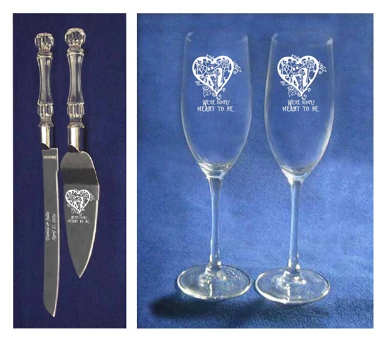 Pesadilla antes de Navidad simplemente destinado a ser boda pastel servidor vasos Foto 1 de 1