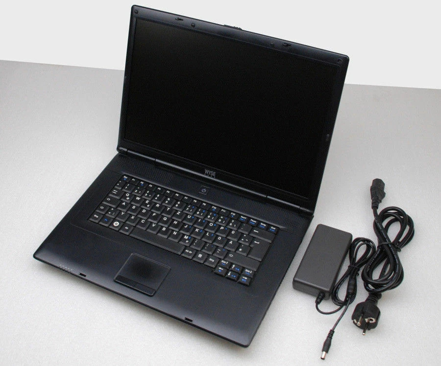 WYSE PORTABLE THIN CLIENT X90LE 1GB SSD FESTPLATTE 1GB RAM USB TFT WIDE SCREEN - Bild 1 von 1