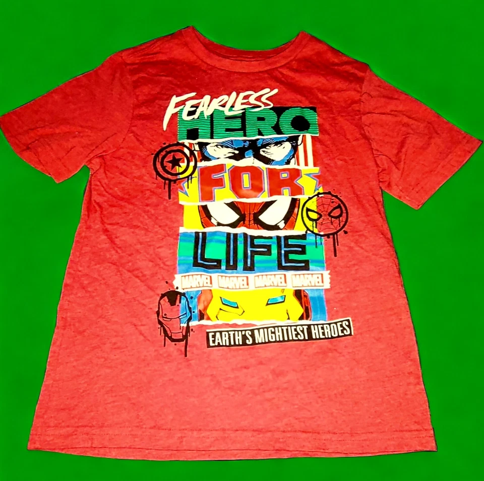 Marvel Boy's Red Graphic Print " Fearless Hero For Life" T-shirt Size Medium  - Image 1 of 4