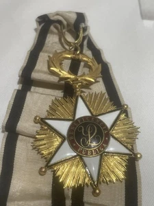 Medalla Encomendados De La Orden De Beneficencia Isabel II España - Foto 1 di 4