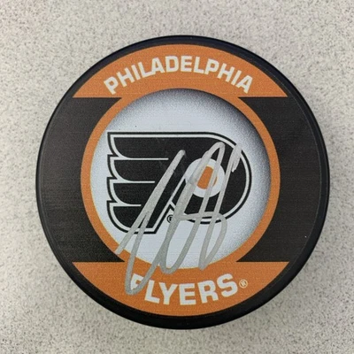 Disco de hockey firmado por Claude Giroux, Philadelphia Flyers Foto 1 de 2
