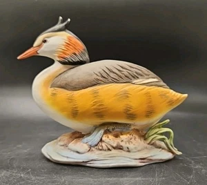 Vintage Maruri Bird Figurine Great Crested Grebe 11cm tall - Picture 1 of 9
