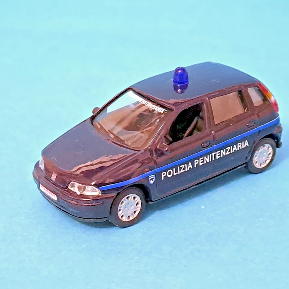 NEW-RAY - FIAT PUNTO POLIZIA PENITENZIARIA - 1:87 - H0 - Immagine 1 di 4