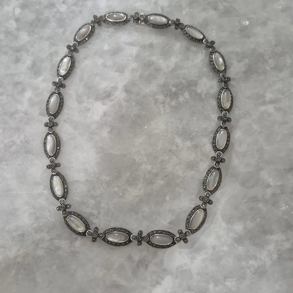 COLLAR DE PLATA ESTERLINA MARCASITA PIEDRA LUNAR 21 pulgadas pieza rara de patrimonio Foto 1 de 4