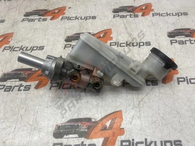 2017 Isuzu D-max Eiger Brake Master Cylinder 2012-2021 - Image 1 of 4