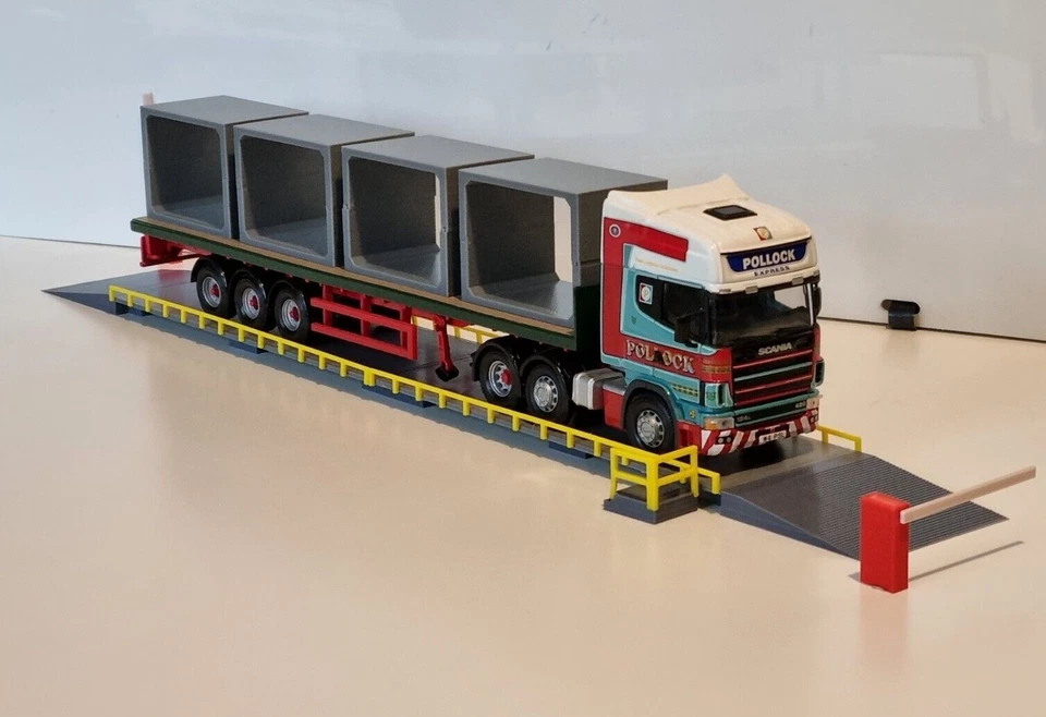 1.50 Scale Weighbridge With Barriers "Various Colours" - Image 1 of 1