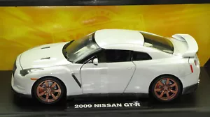 2009 NISSAN GT-R WHITE NEW ON BOX!!!!!!!!!!!!!!!!!! - Picture 1 of 5