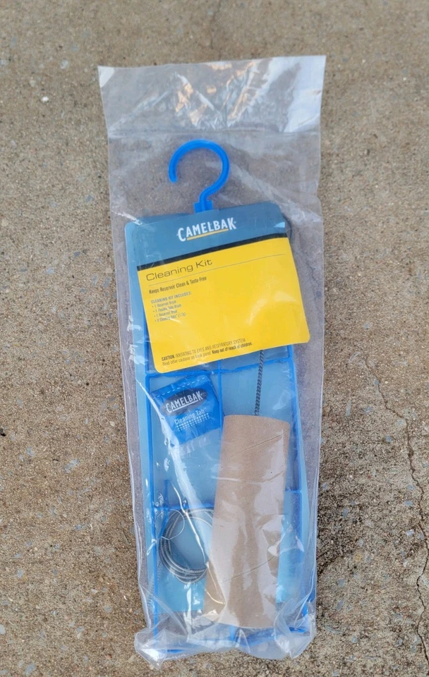 Camelbak Hydration System Cleaning Kit Brushes, Cleaning Tabs, Dryer NEW - image 1 of 1
