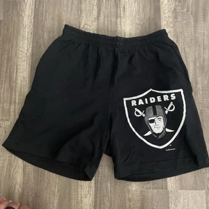 Vintage 90s Oakland Raiders NFL Gym Shorts Medium Signal Athletic W/ Pockets - Picture 1 of 7