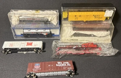 Bachmann N Scale #14 Lot Of 8 PFE MILX UP Santa Fe C-5 5462 5426 - Image 1 of 4
