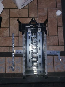 20 Space Panel Guts With Neutral Bar - Picture 1 of 3