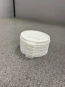 [10er Pack] Weiße flache Deckel für Kaffee, Pappbecher - Universalgröße passt - Bild 1 von 3