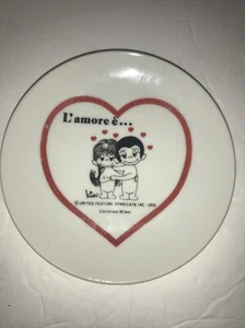 Vintage Kim Casali Love Is...Trinket Dish In Italian L'amore é Ceramic 4" - Picture 1 of 5