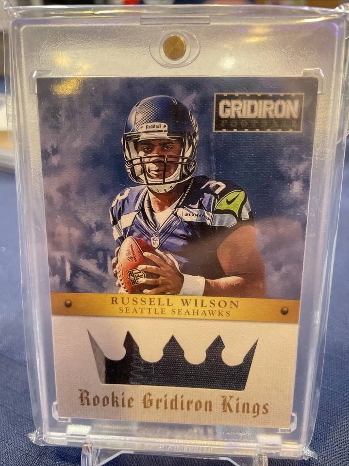 RARE 2012 Russell Wilson #/49 Panini PRIME Gridiron Kings. Rookie Patch! - Image 1 of 4