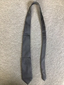 DONALD J. TRUMP Signature Collection Men's 100% Silk Tie Black & Gray Geometric - Picture 1 of 8