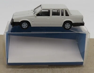 Micro Euro Modell Imu Ho 1/87 Volvo 760 Gle Limousine Grigio Luce #07601 IN Box - Immagine 1 di 4