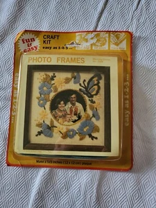 VTG 1979 MCNEILL CRAFT KIT #1506 "MORNING GLORIES" PHOTO FRAME EMBROIDERY 5"X5" - Picture 1 of 2