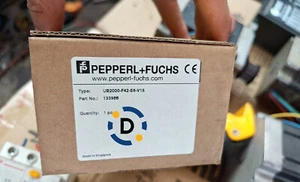 New PEPPERL+FUCHS UB2000-F42-E6-V15 Ultrasonic Sensor - Picture 1 of 2