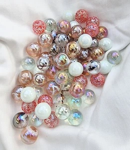 PRINCESS MIX - 25 Beautiful Glass Marbles - Pink, White, Iridescent, 14mm / 16mm - Picture 1 of 1