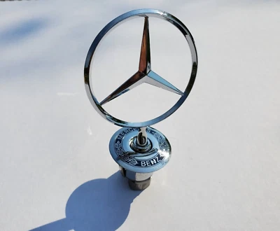 Mercedes Benz Silver Hood Ornament Star AMG,C,E,S -Satisfaction Guaranteed  Foto 1 de 4