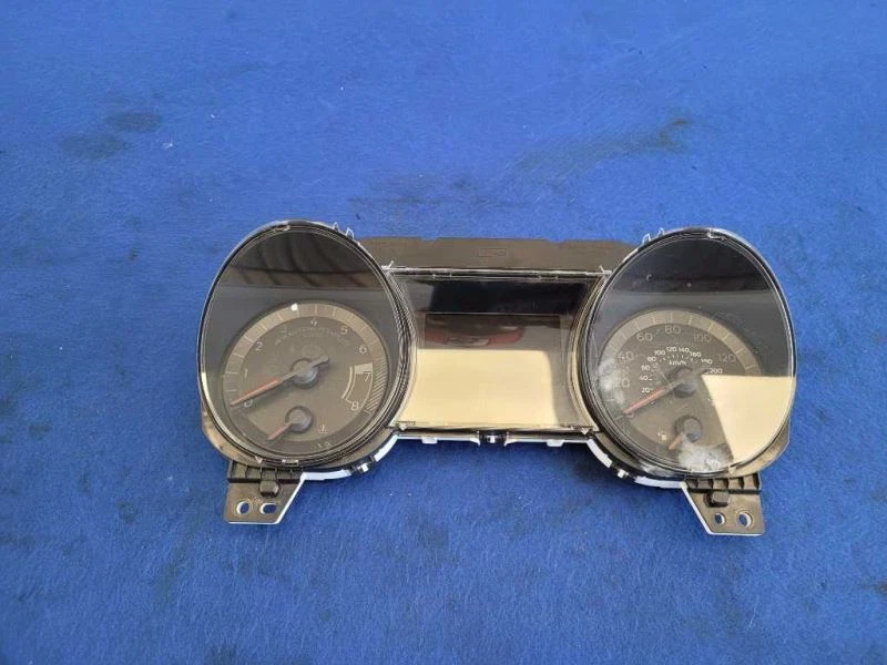 Ford Mustang GT S550 2015 calibre racimo velocímetro tablero MPH 40 k millas 2616 Foto 1 de 4