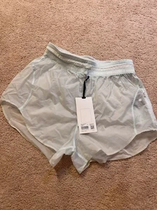 Lululemon Womens Step Out High-Rise Short 3" 10 Ocean Air Blue Athletic New NWT - Picture 1 of 8