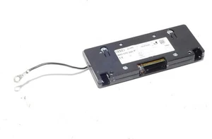 DERECHO - AMPLIFICADOR DE ANTENA DE RADIO CONVERTIBLE - AUDI A4 RS4 S4 - 8H0035225P FABRICANTE DE EQUIPOS ORIGINALES - Imagen 1 de 8