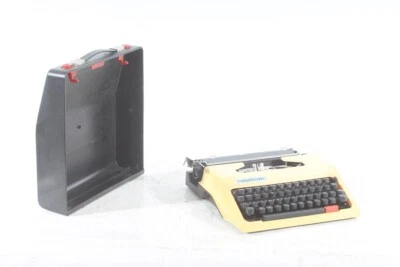 alte Schreibmaschine Reiseschreibmaschine Koffer Robotron Cella beige Requisit - Bild 1 von 4
