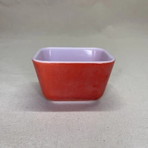 Vintage Pyrex Red Ovenware Refrigerator Dish #0501 Small 1950-60s Made in USA - Picture 1 of 6