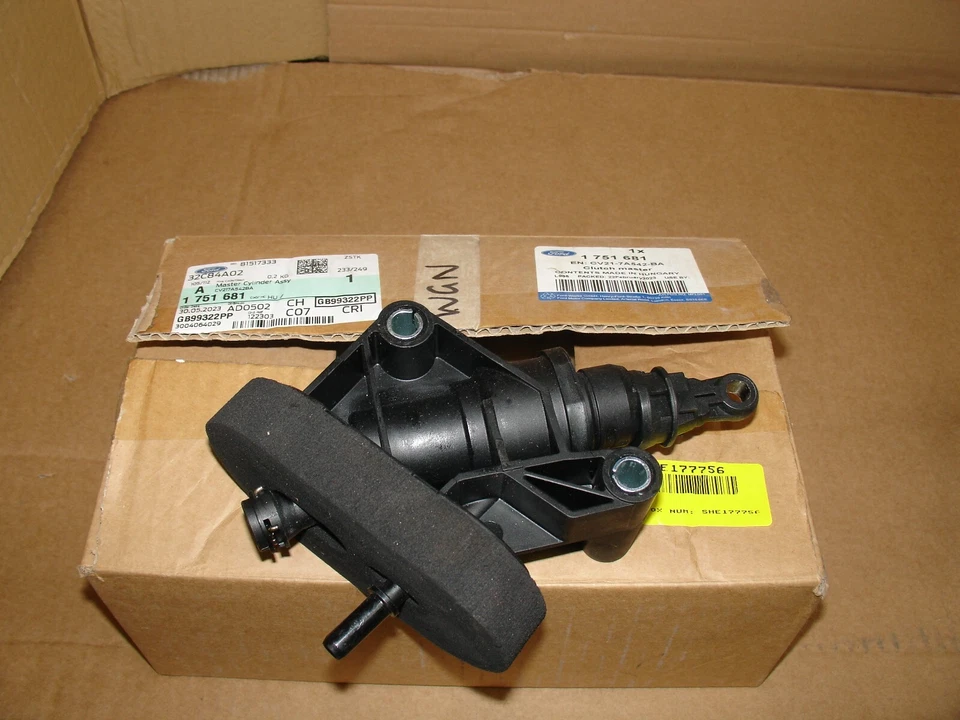 1751681 Clutch Master Cylinder for Ford Fiesta Mk6 with start-stop - Image 1 of 1