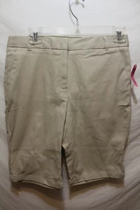 NWT IZOD Girls School Uniform Shorts Khaki elastic waist - Size 12.5 PLUS - Picture 1 of 4