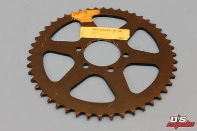 NOS YAMAHA 1980-1981 IT125 DRIVEN SPROCKET 48T PART# 3R9-25448-10-00 - Image 1 of 4