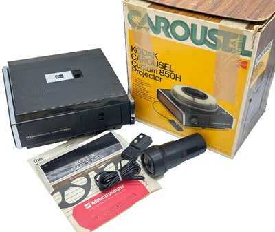 Kodak Carousel Custom 850H Slide Projector, Won’t Advance FOR PARTS or REPAIR - Image 1 of 4