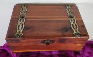 Small Vintage Cedar Wood Box | Latched Trinket Jewelry Keepsake Cigar Box |... - Picture 1 of 8