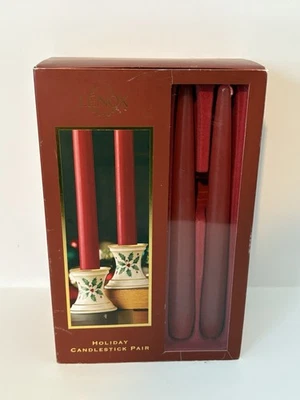 Conjunto de castiçais e cônicos Lenox Holiday design azevinho não usado - Imagem 1 de 4