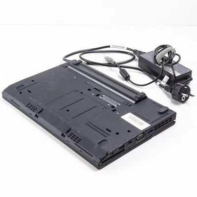 Lenovo ThinkPad X230 240GB 8GB i5-3320M 2,6GHz 12,5″ Windows 10 - Bild 1 von 4