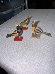 3 Exotic Wooden mini 2” Bird Figures Nirmal Toy India Handcraft Ponki Chekka - Picture 1 of 5