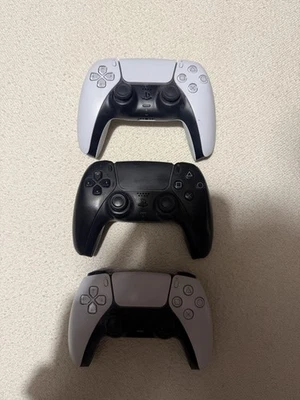 3 X PS5 CONTROLLER SPARES AND REPAIRS 1 MODDED WHITE AND BLACK - Image 1 of 4
