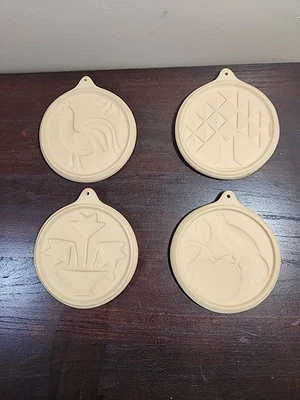 Museo de América Arte Popular Gres Prensa de Galletas Molde Juego de 4 Edredones de Gallo Foto 1 de 4