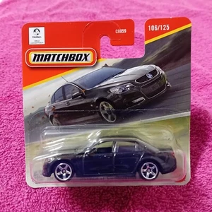 Matchbox 1-125 Series - #106/125 Holden VF Commodore SSV - Black - Picture 1 of 1