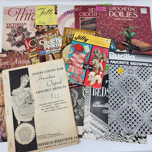 Lot 14 Vtg 1940s - Modern Needlework Crochet Pattern Books Doilies Edging + More - Picture 1 of 10